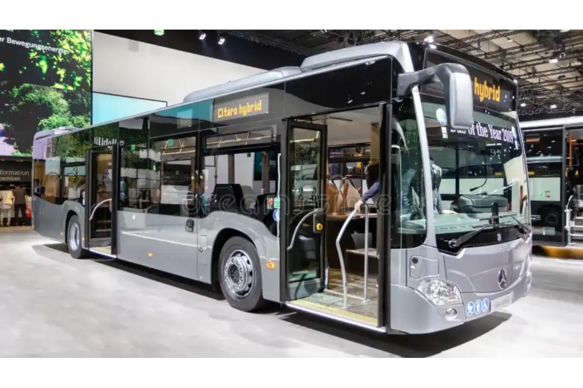 Mercedes-Benz 35 seats Citaro U for rent